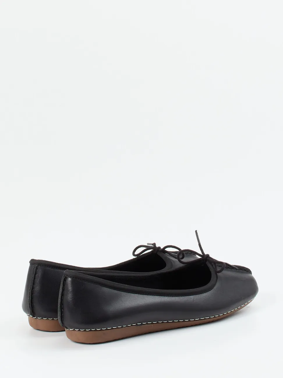 Clarks – Komfort-Ballerinas aus Kalbleder Schwarz
