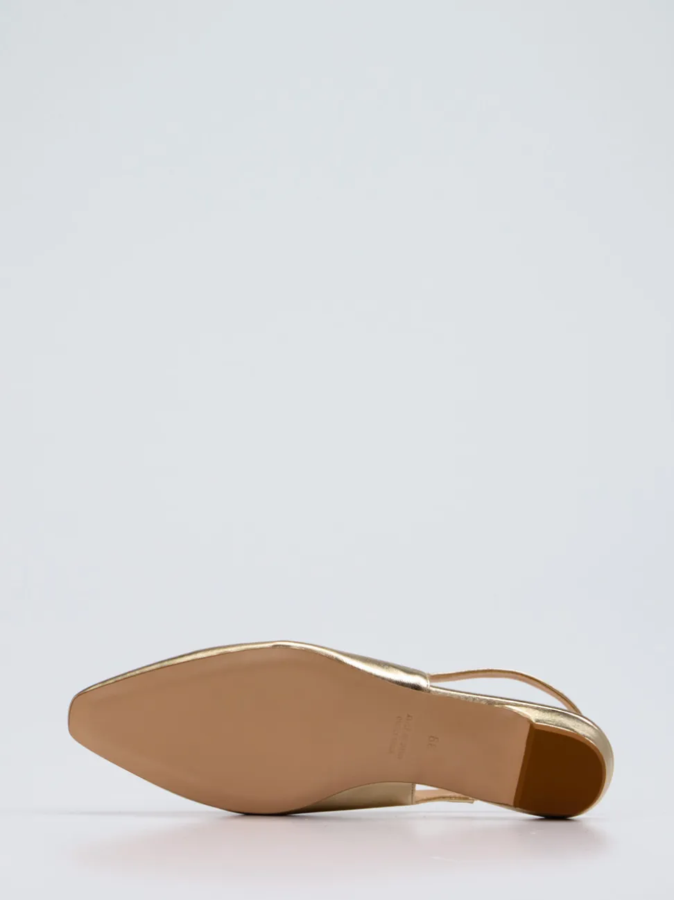 Konstantin Starke – Slingpumps aus Lammleder Gold
